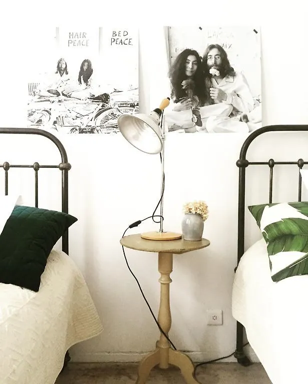 Sgt.Pepper'S Bnb Ixelles 3*,  Belgium